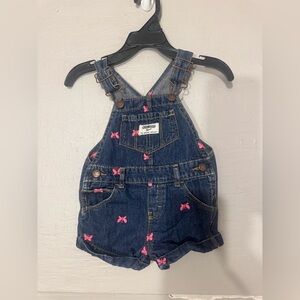 OshKosh B'gosh Denim Short Overalls with Pink Butterflies Size 12 Months